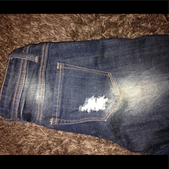 Wet Seal Distressed Tapered Skinnys-Size 3 - Picture 2 of 5